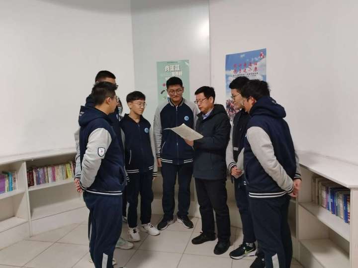图1.jpg