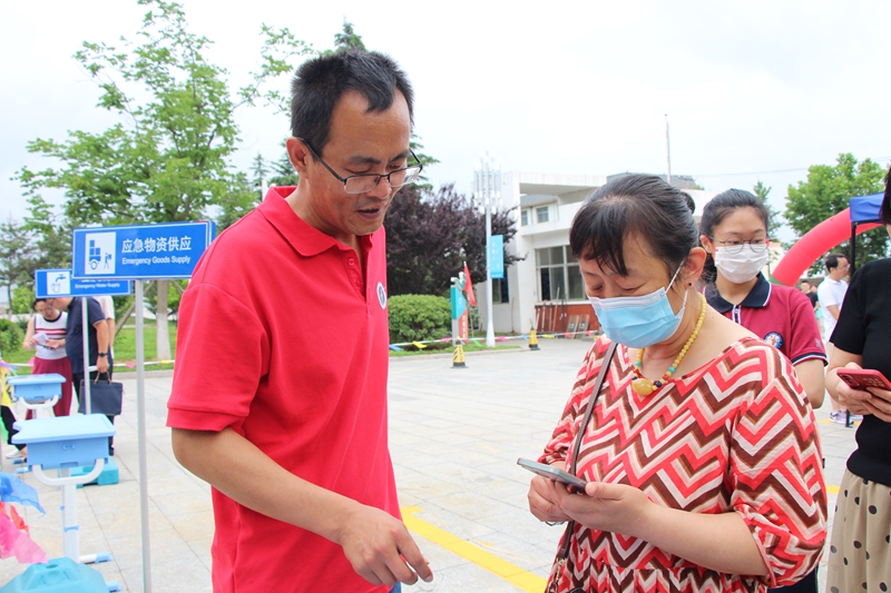 家校沟通照5.jpg