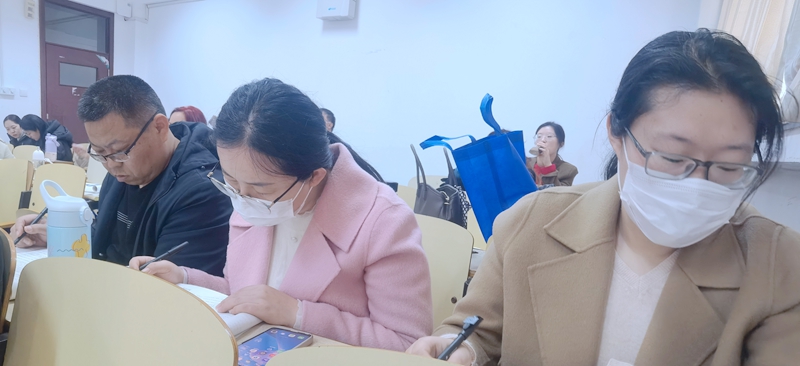 培训照2.jpg