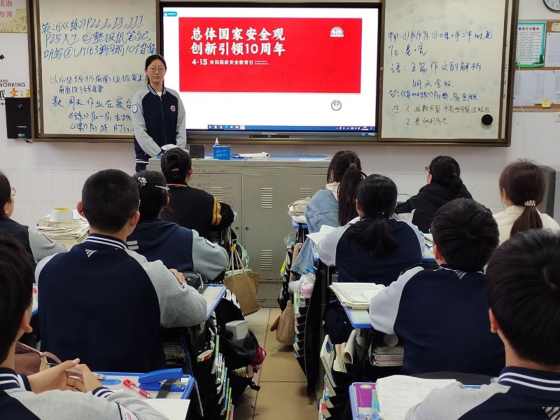 6班会.jpg